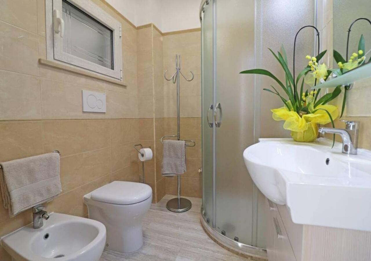 Casa Vacanze " Orte " Otranto Bilik gambar